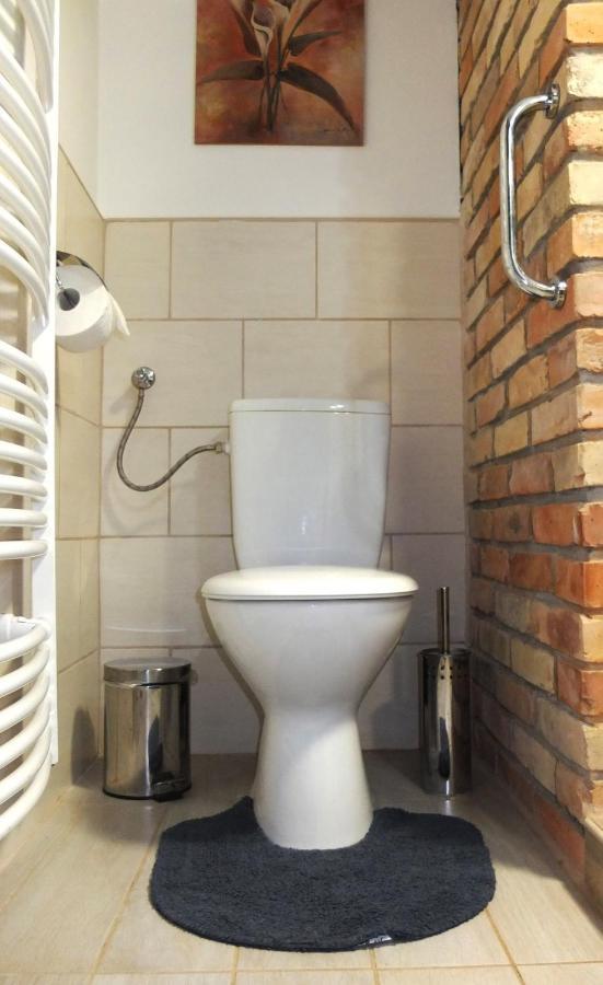Muskatli Vendeghaz Apartment Szeged Bagian luar foto